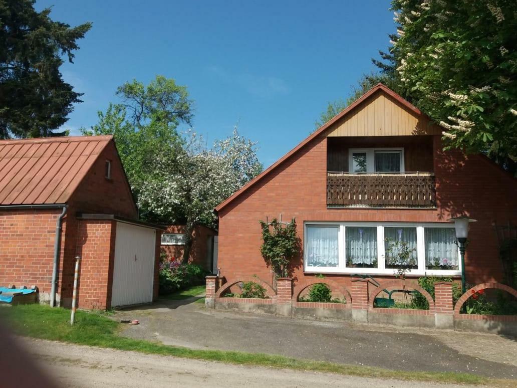 Villa Am Bach Ahrensbok Esterno foto